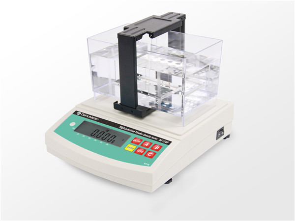 高精度電池材料密度檢測儀DE-150P主要針對粉末領域，是Dahometer品牌經典款產品，品質優(yōu)良，密度精度高，即時顯示密度值，操作順暢方便、省時；具有更好的測量穩(wěn)定性與可靠性；適合要求較高的場合。